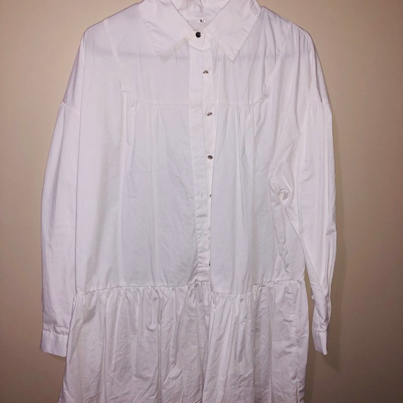 Button front ruffle hem shirt Dress without belt ! - Picture 3 of 4